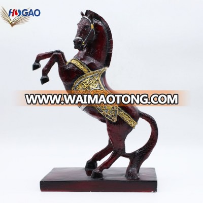 2019 China wholesale handmade  resin horse statue for home decoration